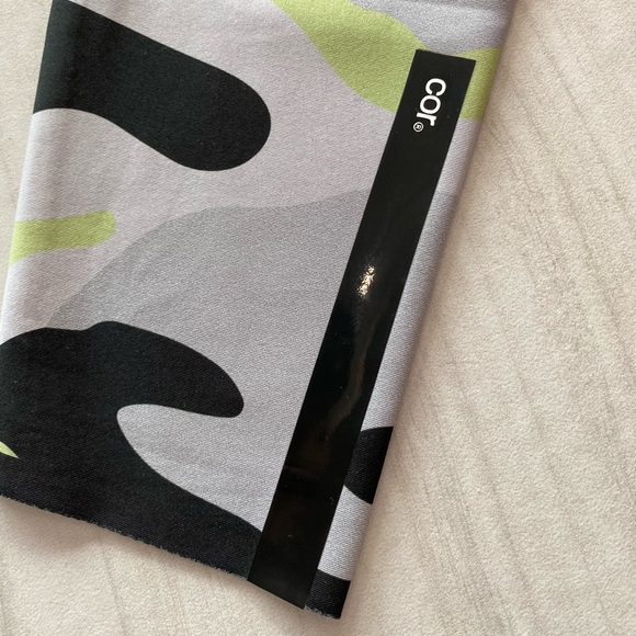 Cor by Ultracor leggings! Size Small! Never worn! - Picture 7 of 8